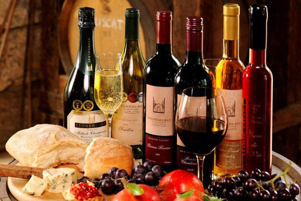 stonehurst-cedar-creek-wines.jpg